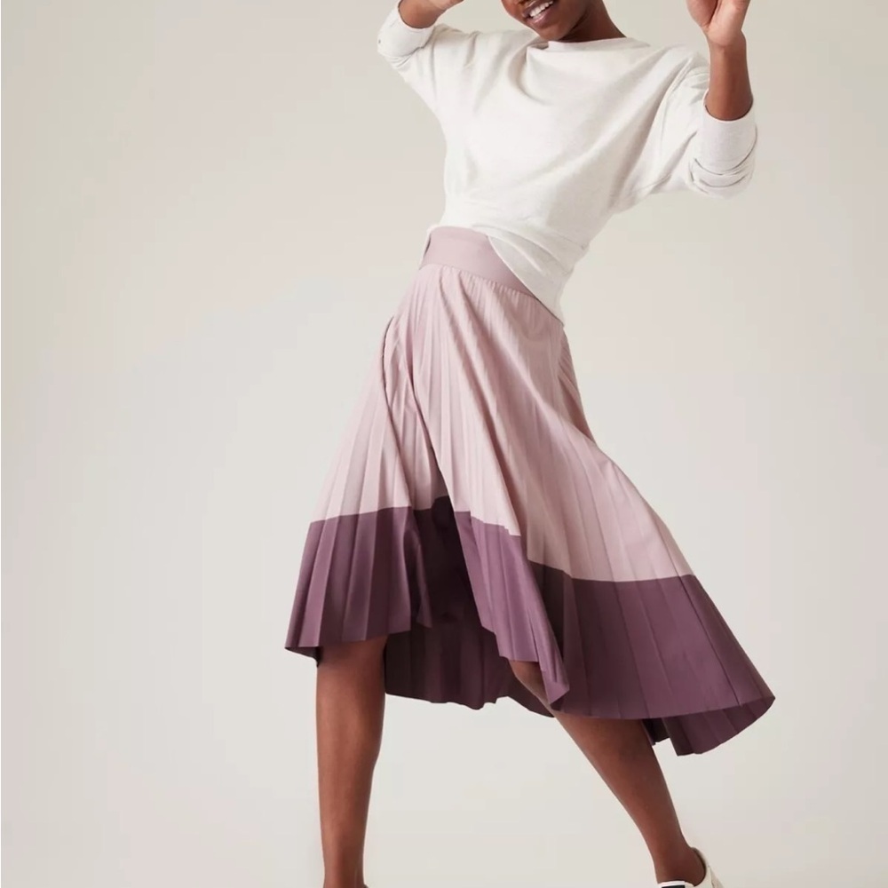 ATHLETA‎ Swing Forward Pleated Skirt  L Large | Smoked Mauve #533689